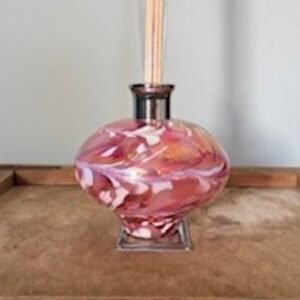 Reed Diffuser Oval in Pink & White Iridescence