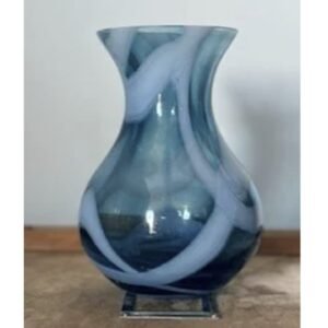 Small Classic Budvase